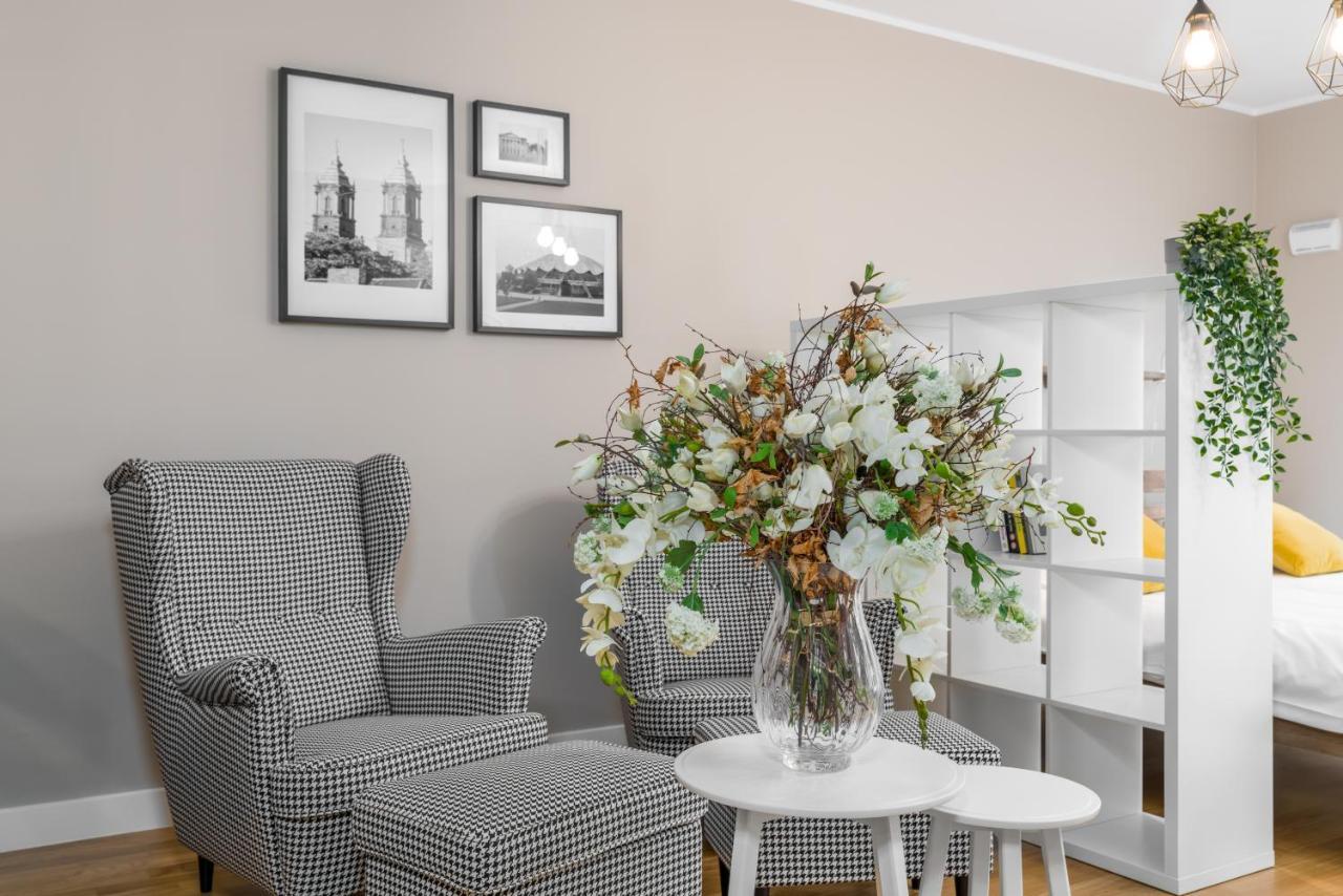 Apartament Black & White Mostowa By Renters 波兹南 外观 照片