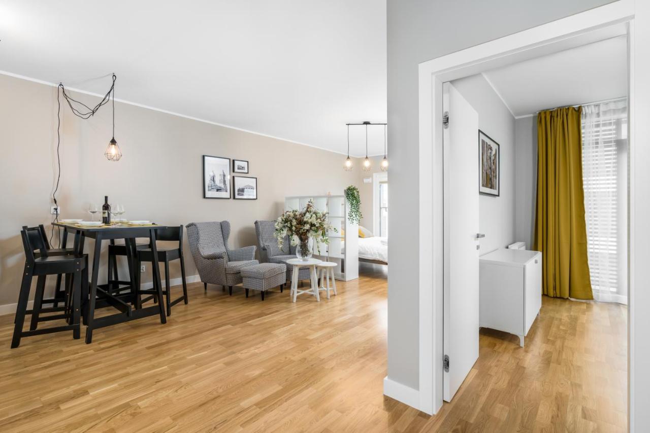 Apartament Black & White Mostowa By Renters 波兹南 外观 照片